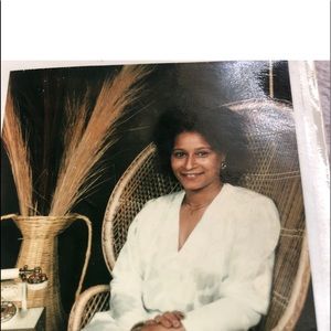 Meet your Posher, Deborah